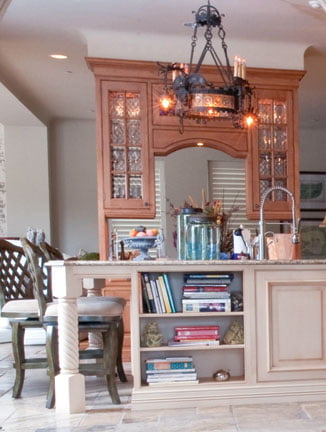 Dining room - Cabinetry