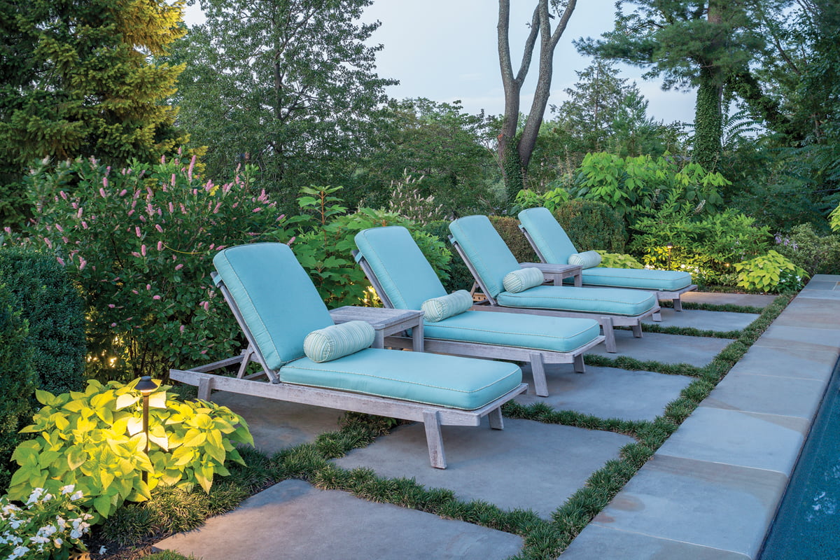 Botanical Decorators - Swimming pool
