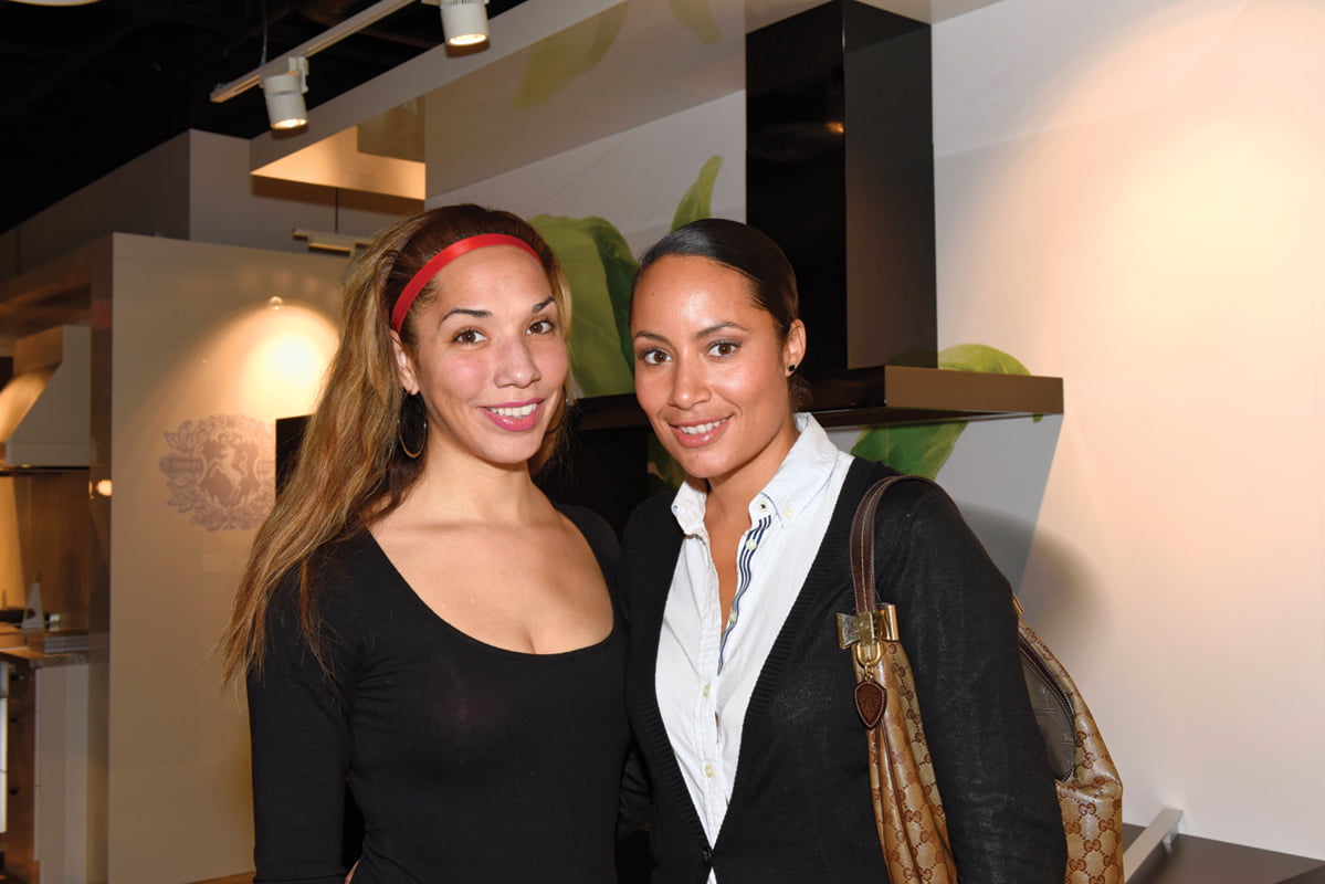 HOLIDAY SOIREE - Holiday Soirée