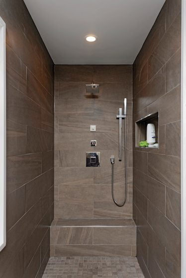 Bathroom - Shower