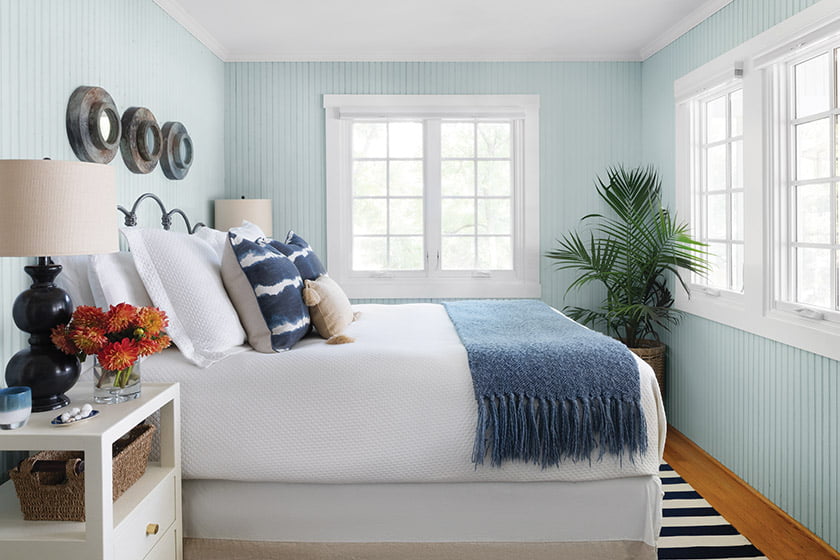 bedroom-fantasy-blue-by-benjamin-moore