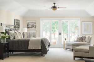 Bedroom with cohesive colors, mixed textures, and stylish storage for a tranquil and harmonious design | Home and Design