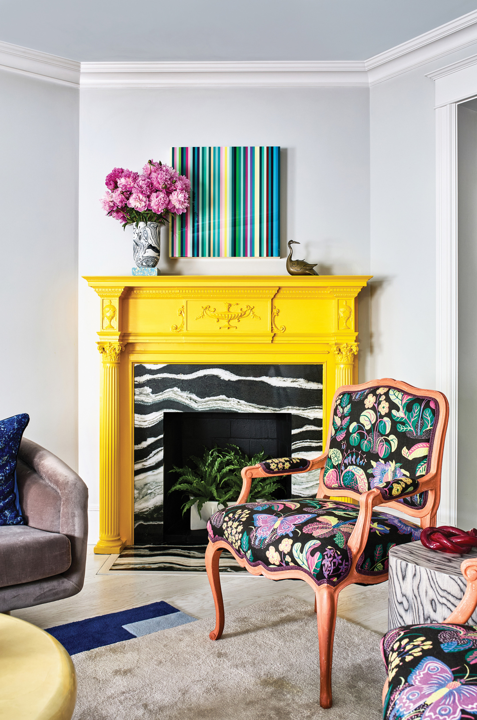 Living room mantel painted in Benjamin Moore's Lemon | Home and Design Magazine